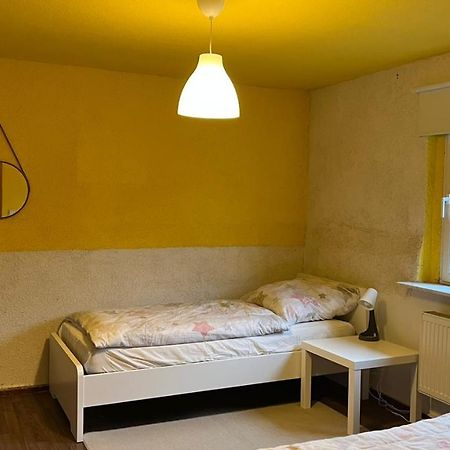 Апартаменты Monteure, Ganzes Haus, Schwarzheide, Haus 1 Экстерьер фото