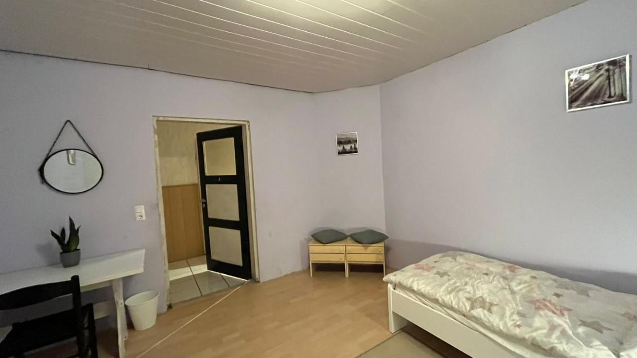 Апартаменты Monteure, Ganzes Haus, Schwarzheide, Haus 1 Экстерьер фото
