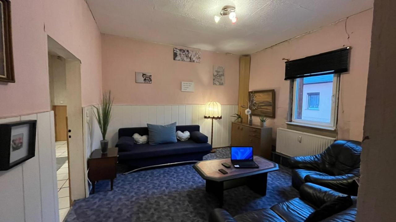 Апартаменты Monteure, Ganzes Haus, Schwarzheide, Haus 1 Экстерьер фото