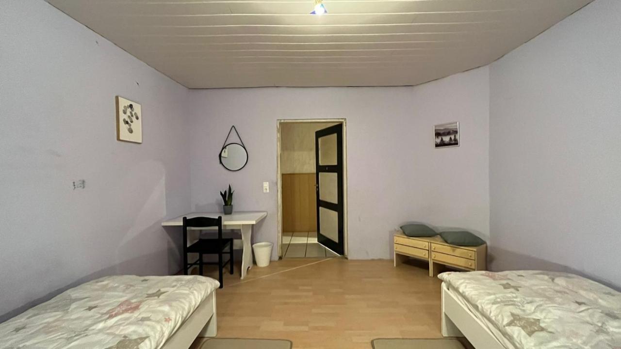 Апартаменты Monteure, Ganzes Haus, Schwarzheide, Haus 1 Экстерьер фото