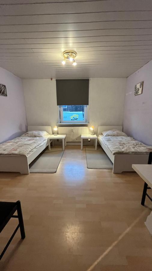 Апартаменты Monteure, Ganzes Haus, Schwarzheide, Haus 1 Экстерьер фото