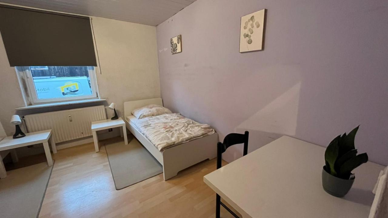 Апартаменты Monteure, Ganzes Haus, Schwarzheide, Haus 1 Экстерьер фото