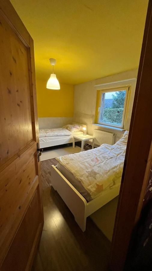 Апартаменты Monteure, Ganzes Haus, Schwarzheide, Haus 1 Экстерьер фото