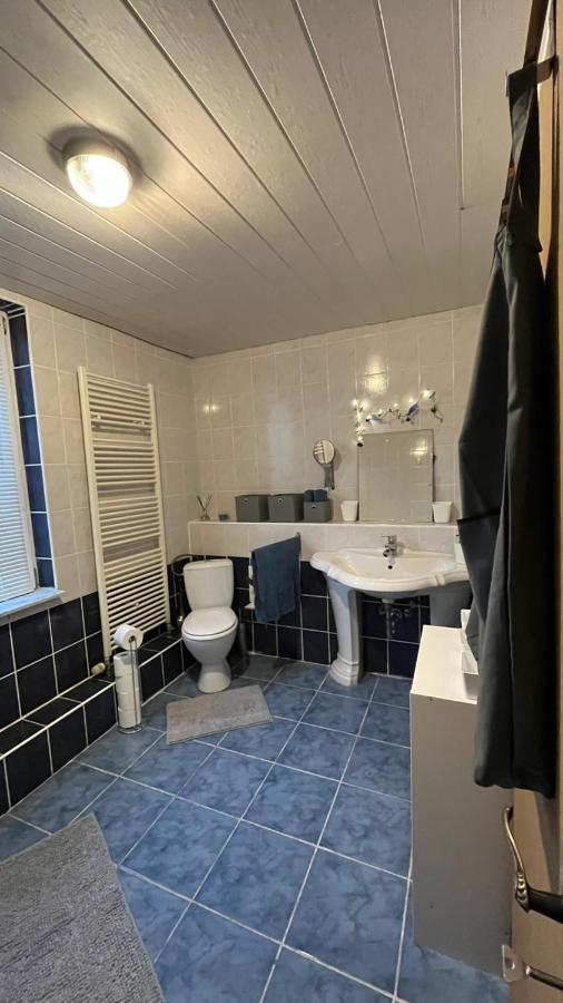 Апартаменты Monteure, Ganzes Haus, Schwarzheide, Haus 1 Экстерьер фото
