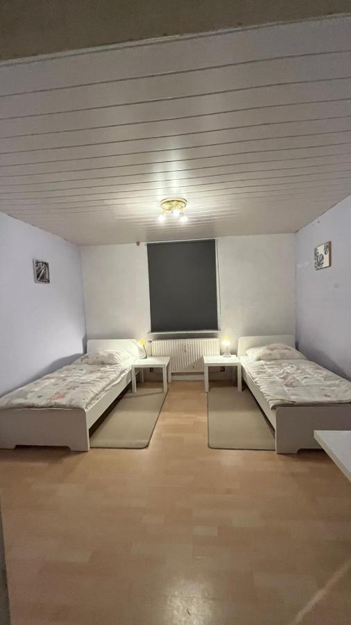 Апартаменты Monteure, Ganzes Haus, Schwarzheide, Haus 1 Экстерьер фото